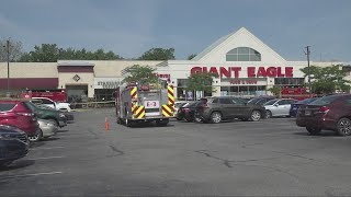 North Olmsted police investigating murdersuicide at Giant Eagle [upl. by Oznol]