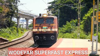 LIGHT FLASHING by Loco pilot  WAP 4 WODEYAR SUPERFAST EXPRESS  Indian Railways [upl. by Ikcim]