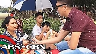 TV Patrol Mga deboto magdamag aabangan ang pahalik sa Quirino Grandstand [upl. by Mcgaw274]