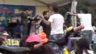 Afg Sommerfest 2010  Najib W Und Jungs tanzen mit afghanischer Fahne [upl. by Herrick907]