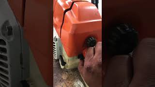 Cómo arrancar una motosierra STIHL stihl [upl. by Enyledam486]