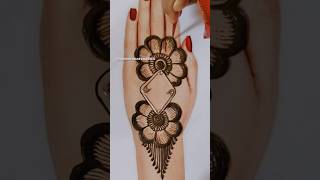 Stylish and beautiful ❤️😍 mehndi designs mehndi ytshorts shorts vairalvideo [upl. by Weisberg]