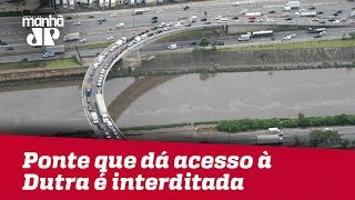 Ponte que dá acesso à Via Dutra pela Marginal Tietê é interditada trânsito pode complicar [upl. by Oilenroc]