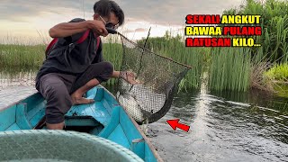 5 HARI CARI IKAN DI SUNGAI DAN RAWA TERPENCIL KALIMANTAN DAPAT RATUSAN KILO IKAN😅 bocahpecicilan [upl. by Francene456]