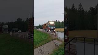 Lundkvist timmertransporter Scania ng truckspotting trucking [upl. by Emalia691]