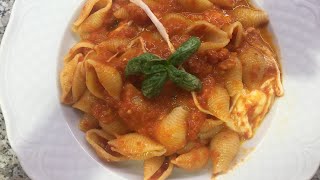 طريقة سلق المكرونه وصلصة سورنتينا Sorrentina sauce [upl. by Sloan319]