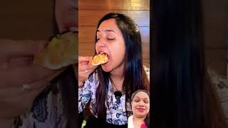 Ladki bhi haath se gyi aur pizza🍕 bhi minivlog comedy funny youtubevloggers ollege greenscreen [upl. by Eatnuahc]