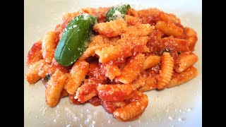 Gnocchetti Sardi al pomodoro  Ricetta di Sardegna [upl. by Dacy162]