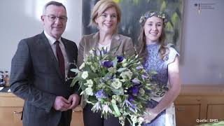 Westersteder Blumenfee plaudert mit Ministerin [upl. by Jose839]