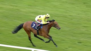 Smart son of Sea The Stars Third Realm wins the 2021 Lingfield Derby Trial [upl. by Wiese]