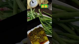 lobhiya ki phaliya easy recipe vegetarianrecipes youtube video [upl. by Bethezel890]