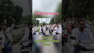 Protest 🔴🔴 at MLB Medical College Jhansi  Protest for Victim at RGK Medical College justice [upl. by Jump]