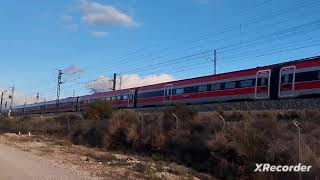 Trenes por las cercanías de la estación de Monforte del Cid [upl. by Stinson425]