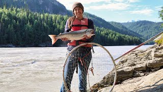 Dipnetting Alaskas Sockeye Salmon  Roadside Fishing for Grayling [upl. by Nari]