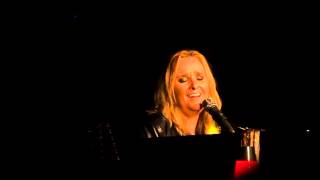 Melissa Etheridge  Who are you waiting for  Berlin  April 22nd 2015 [upl. by Akkim]