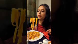 khaane do yaar  food lover  flat noodles  chopsticks  Aradhananaamhikaafi77758 [upl. by Wendi185]