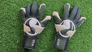 UHLSPORT EARTH EDITION AG HN uhlsport goalkeeperglovereview [upl. by Eeraj]