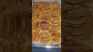 Tarte aux pommes caramel [upl. by Atilek]