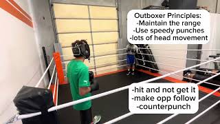 Beginner Boxer Develops Outboxing Style in Sparring [upl. by Llenyt]