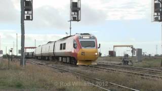 QR Tilt DMU set  Australian trains and railroads [upl. by Sheepshanks]