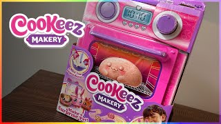 Cookeez Makery Oven Playset How Does It Work [upl. by Ettelegna372]