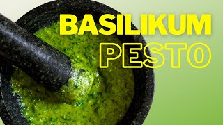 Einfaches Rezept für selbstgemachtes Basilikum Pesto  Pesto Genovese  shorts [upl. by Arebma314]