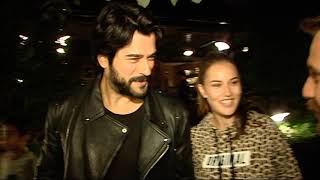 Fahriye Evcen ve Burak Özçivit ilginç arabalarıyla İstanbul Gecelerinde [upl. by Sidonius]