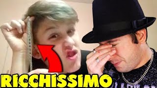 BAMBINO RICCO MOSTRA I SUOI GIOIELLI  PARODIA REACTION [upl. by Helena]