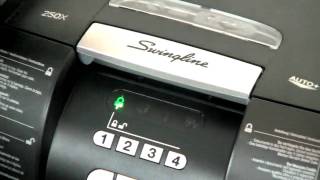 Swingline™ StackandShred™ 250X Hands Free Shredder [upl. by Benedikt]