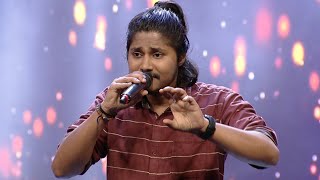 Paadam Namukku Paadam  Sangeeth sings Vachalam En Mounavum  MazhavilManorama [upl. by Minton]