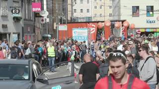 SN LIVE vom Salzburg Marathon  Der Start [upl. by Fleurette825]