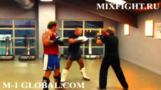 Fedor and Alexander Emelianenko trains muaytay [upl. by Meave986]