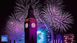 WATCH Drone Display Lights Up London In A New Years Fireworks Show [upl. by Ntsud]