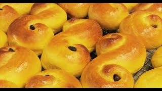 Lussekatter  Saffron Bun [upl. by Duarte]