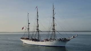 HNOMS Statsraad Lehmkuhl Norwegian training sailing ship sailing into Portsmouth harbour [upl. by Ecirehs748]