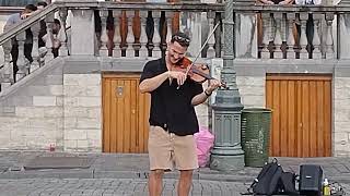 Brasileiro dando show no violino 🎻 na GrandPlace em Bruxelas  1 [upl. by Ragse]