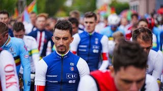 Mondiaux de cyclisme  Julian Alaphilippe abandonne après s’être déboîté l’épaule dans une chute [upl. by Piwowar65]