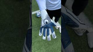 UNBOXING the uhlsportTV SUPERGRIP HN 🧲 goalkeeper goalkeepergloves [upl. by Sellma532]