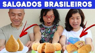 Chineses Provando SALGADOS DO BRASIL  Pula Muralha [upl. by Rem]