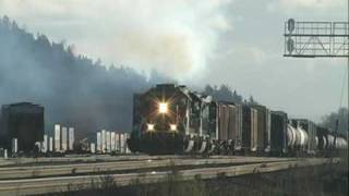 BNSF trains at Auburn yard [upl. by Elysee813]