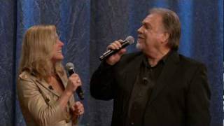 Gene Watson amp Rhonda Vincent  Staying Together quot Livequot [upl. by Novelc34]