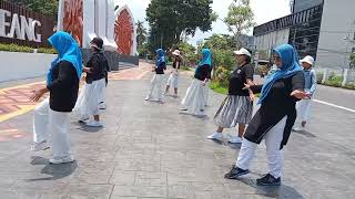 E Kam Pas Line Dance  choreo by Yudha Alfattar ULD  INA  improver level [upl. by Elamef819]