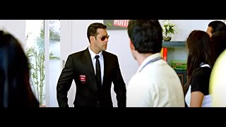 Bodyguard Full Movie  Salman Khan  Kareena Kapoor  Hazel Keech  Raj Babbar  Hd Review amp Facts [upl. by Melisenda30]