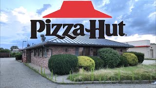 ABANDONED PIZZA HUT in UHRICHSVILLE OHIO [upl. by Akitan985]