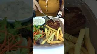 Tenderloin Steak Medium Rare di Rosti Cafe [upl. by Imalda]