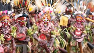 Goroka Show 2012 Sing Sing  The final parade Highlands of Papua New Guinea [upl. by Inalaeham]