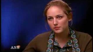 LEELEE SOBIESKI SAYS PACINO HAS TRUST ISSUES [upl. by Hyacinthie]