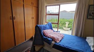 Neat family home for sale in Stilbaai Wes [upl. by Desmund]