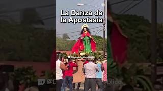 La Danza de la Apostasía Imágenes de Yeso en la Iglesia Católica [upl. by Tore]