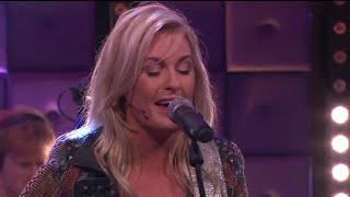 Miss Montreal zingt nieuwe single A Million Ways  RTL LATE NIGHT [upl. by Nepil777]